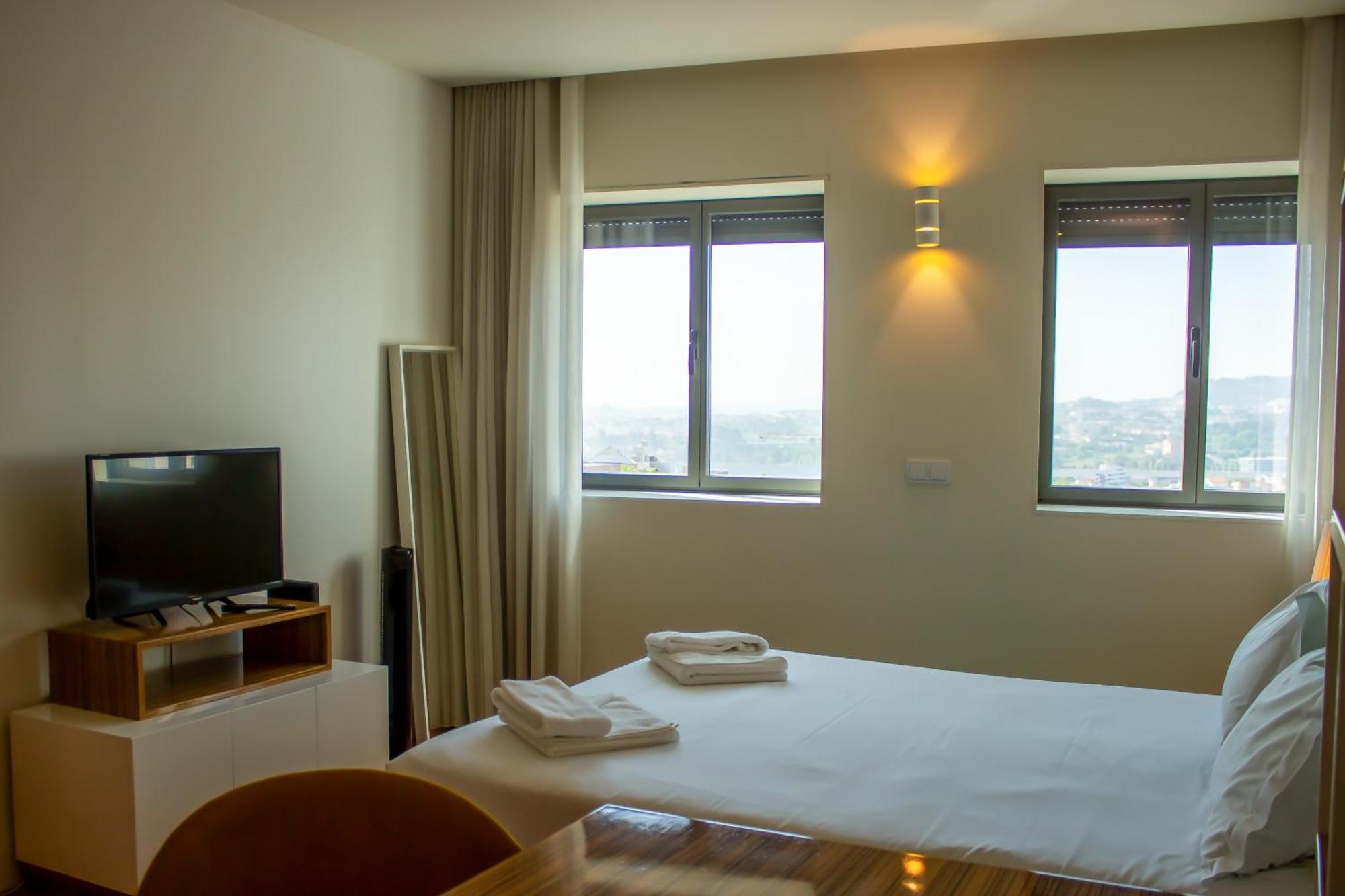 Orm - Sao Lazaro Apartment Porto Bagian luar foto